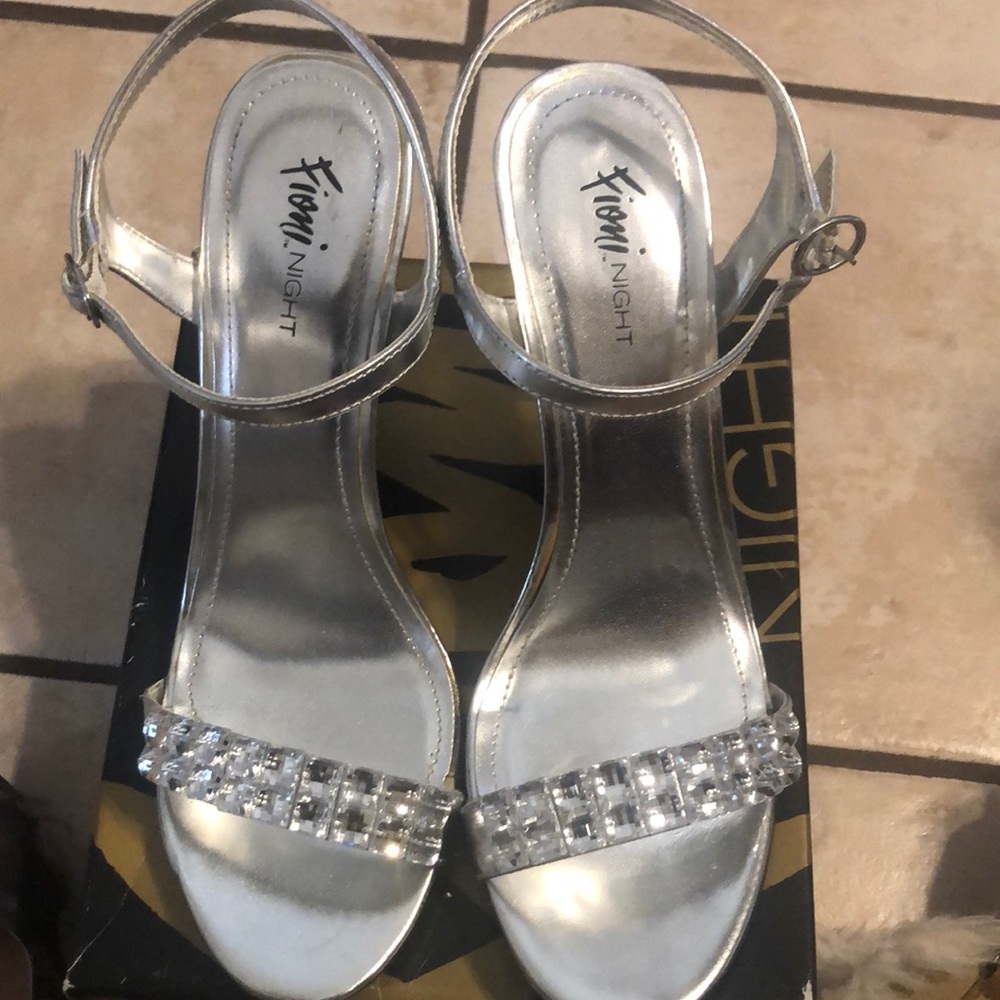 Size 10 silver jeweled 31/2 inch heels.